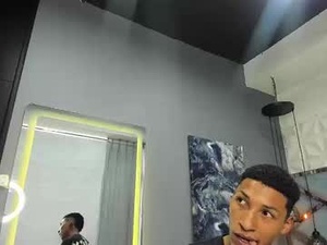 Screenshot from domminick18 webcams