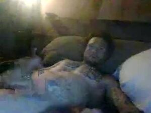 Screenshot from dongotta36 webcams