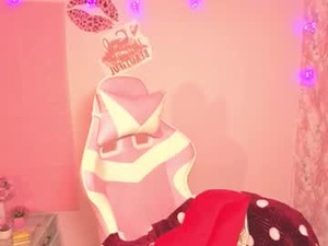 Screenshot from dorixxx20 webcams