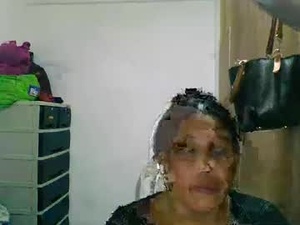 Screenshot from dragonlady402 webcams