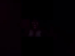 Screenshot from dreinafoxx webcams