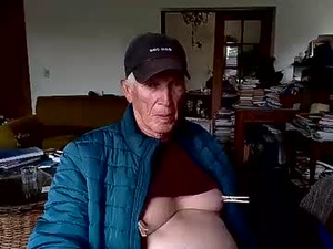 Screenshot from dtpb1946 webcams