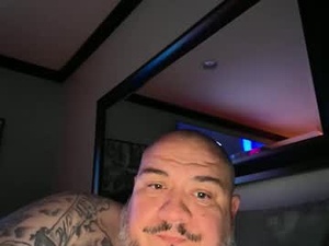 Screenshot from dubtrump webcams