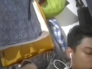 Screenshot from dylan153556 webcams