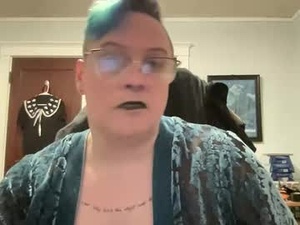 Screenshot from dylanesque27 webcams