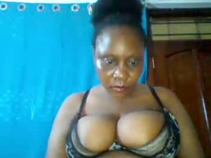 Screenshot from ebonybussy webcams