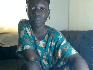 Screenshot from ebonyshaz webcams