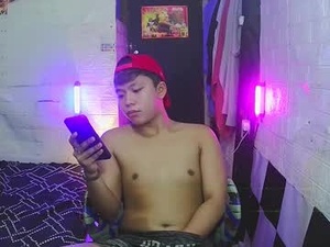 Screenshot from edrianburca052 webcams