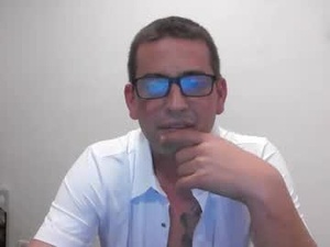 Screenshot from eguevara555500 webcams