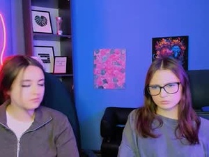 Screenshot from elani_grey webcams