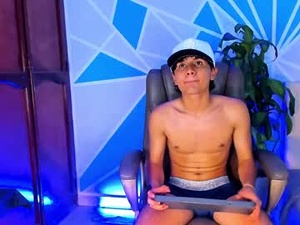 Screenshot from elchino_69 webcams