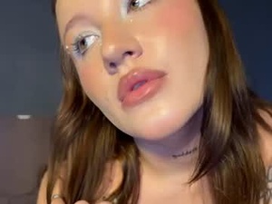 Screenshot from elegant_anfisa webcams