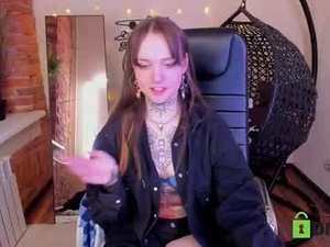 Screenshot from eleven_1134 webcams