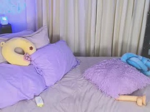 Screenshot from eliana_eliot webcams