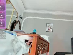 Screenshot from eliannis_xxx webcams