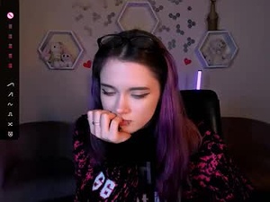 Screenshot from ella_crazy webcams