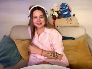 Screenshot from eloisehreha webcams