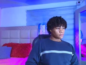 Screenshot from ema_stone_22 webcams