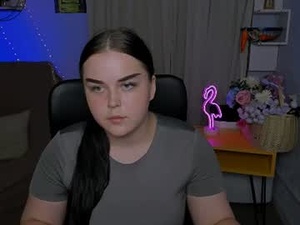 Screenshot from ember_rey webcams