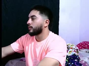 Screenshot from emilio39210 webcams