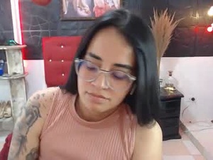 Screenshot from emily_bazan webcams