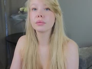 Screenshot from emily_shepard webcams