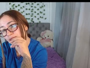 Screenshot from emily_sweet14 webcams