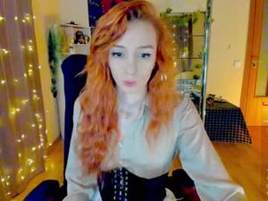 Screenshot from emily_w0w_ webcams