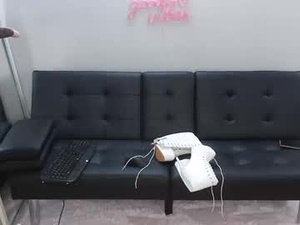 Screenshot from emilydresser webcams