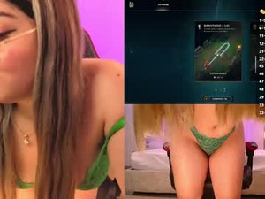 Screenshot from emilyricci_ webcams