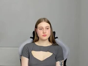 Screenshot from emma_sweettyy webcams