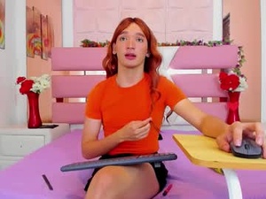 Screenshot from emmahiltton webcams