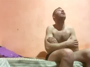 Screenshot from emmaryve webcams