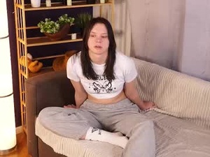 Screenshot from emmiecrellin webcams