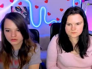 Screenshot from emmy_colt webcams