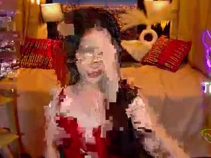 Screenshot from enticingkendra webcams