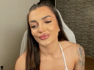 Screenshot from erica_xoo webcams