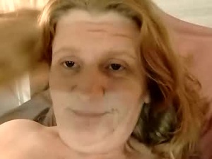 Screenshot from ericas080625 webcams