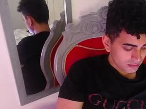 Screenshot from eros_kai webcams