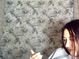 Screenshot from estellekirbo webcams