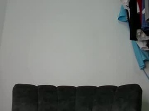 Screenshot from estrella_1404 webcams