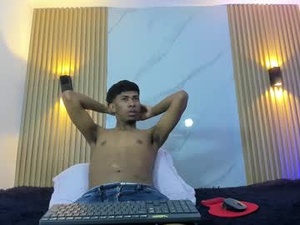 Screenshot from ethan_thouse webcams