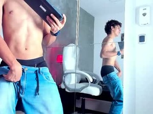 Screenshot from ethan_todd webcams