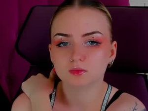 Screenshot from evelinakitty webcams