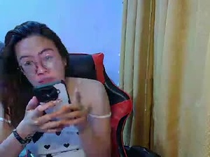 Screenshot from ewankosaiyo123 webcams