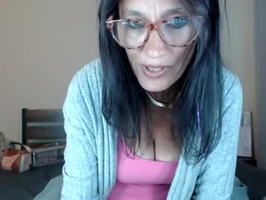 Screenshot from faithfoxxx webcams