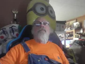 Screenshot from fatfreddythecat webcams