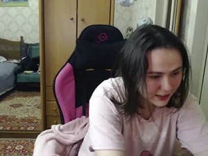 Screenshot from felvivalkitty webcams