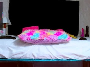 Screenshot from fem_lois webcams