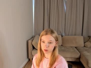 Screenshot from filomenaromanson webcams